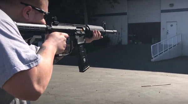 VIDEO: Shooting Tacamo Blizzard M4 Carbine Paintball Gun