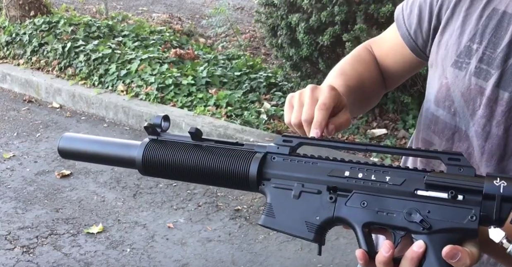 VIDEO: Tacamo Bolt G36 Paintball Gun Shooting Demo